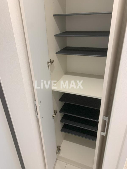 【玄関】