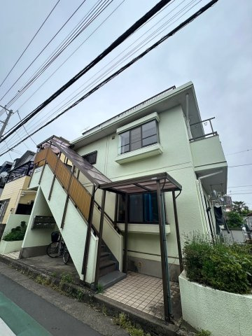 ドムスクラーラの外観