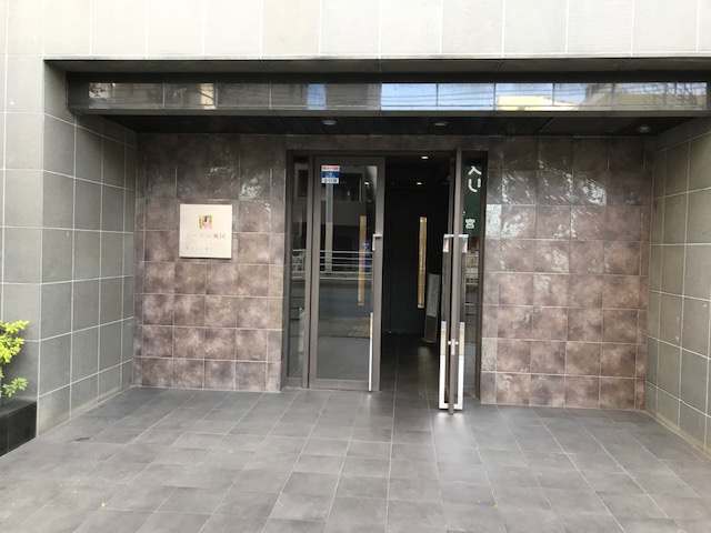 墨田区石原２丁目の賃貸マンションのエントランス