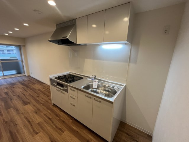 西宮市甲陽園西山町の賃貸マンションのキッチン