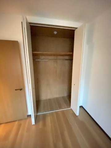 西宮市老松町の賃貸マンションの収納