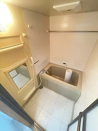 神戸市中央区国香通３丁目の賃貸マンションの浴室