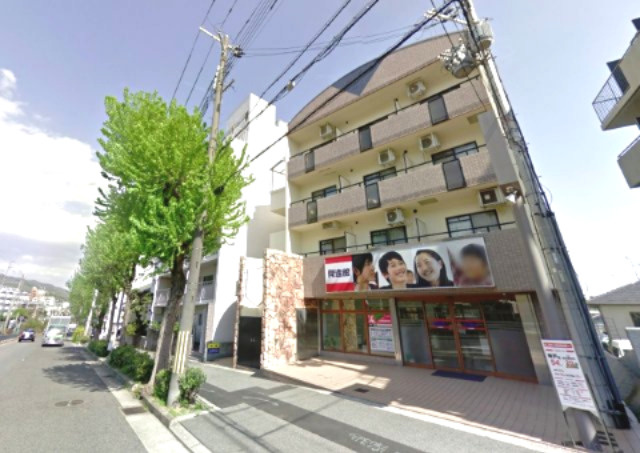 ロジュマン六甲の外観