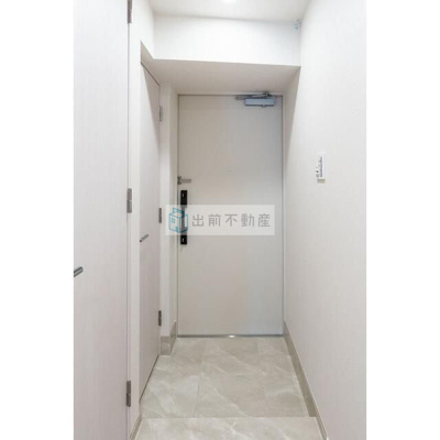 【玄関】 | 市谷台町坂フロント