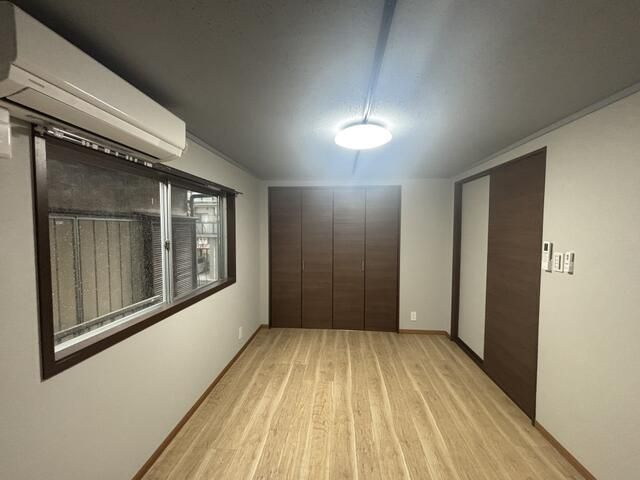 【寝室】