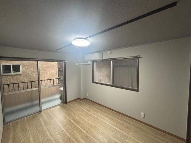 【寝室】
