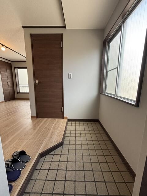 【玄関】
