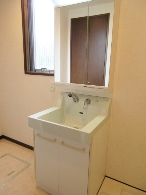 Ｌｏｇｅｍｅｎｔ　Ｎｏｖｏｅ　（ロジュマンノーヴェ）　の洗面所|※現況優先