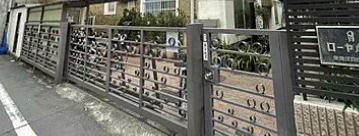 目白ローヤルコーポのエントランス