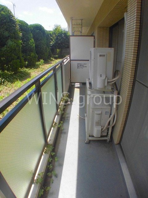 世田谷区砧２丁目の賃貸マンションのバルコニー