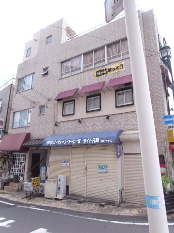 吹田市千里山東２丁目の店舗一部