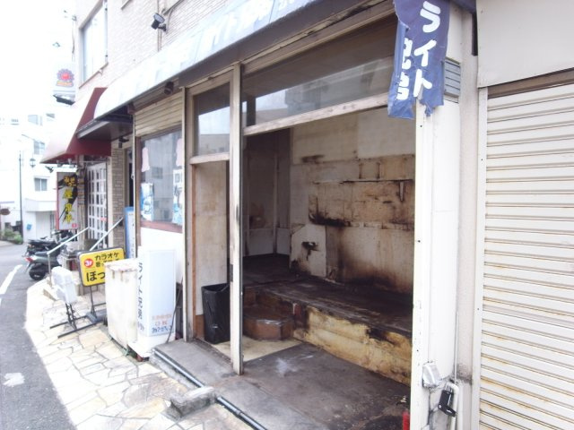 吹田市千里山東２丁目の店舗一部