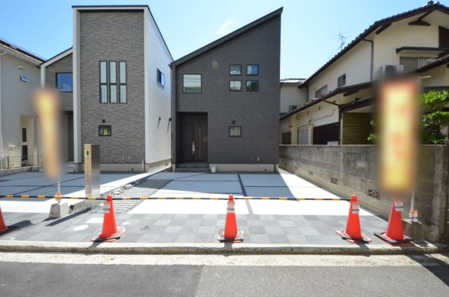 己斐上三丁目の駐車場|閑静園バス停徒歩3分
駐車は2台可能です
