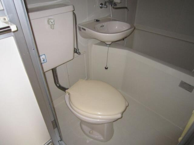 稲城市矢野口の賃貸マンションのトイレ