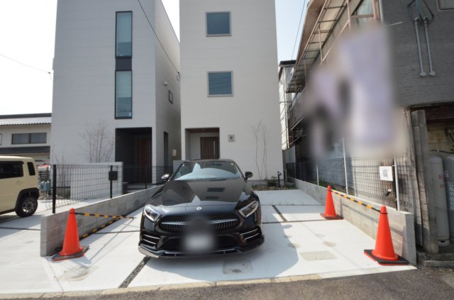 中筋三丁目の駐車場|AL中筋駅徒歩8分
駐車は並列二台可能です。
