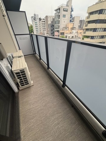 S-RESIDENCE新宿早稲田avelisのバルコニー