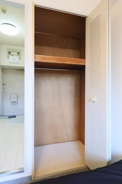 エヴェナール二子新地の収納|クローゼット/※家具･小物はイメージです