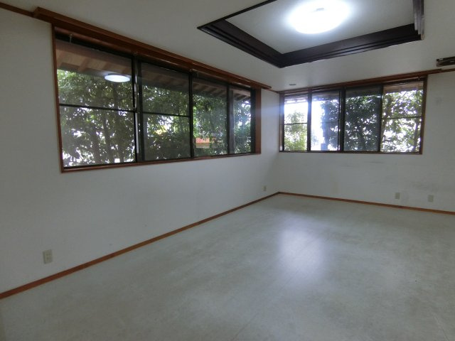 【居間・リビング】 | 府中町一丁目貸家