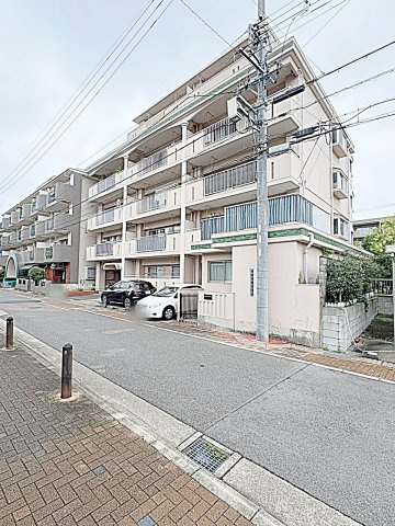 浅井マンションの外観