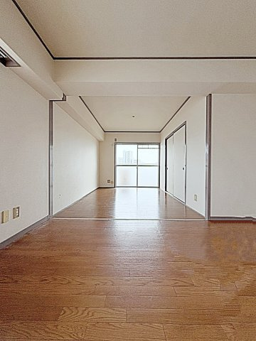 浅井マンションの居間・リビング
