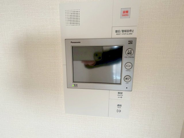 プレサンスブルーム東三国のセキュリティ