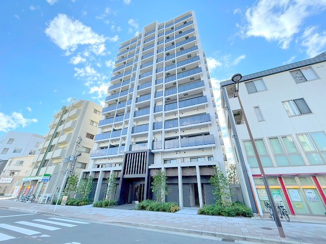 Attirant西三国の外観