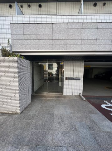 クレヴィスタ板橋桜川のロビー