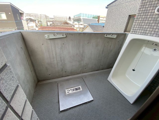 エアフォルク利倉東のバルコニー