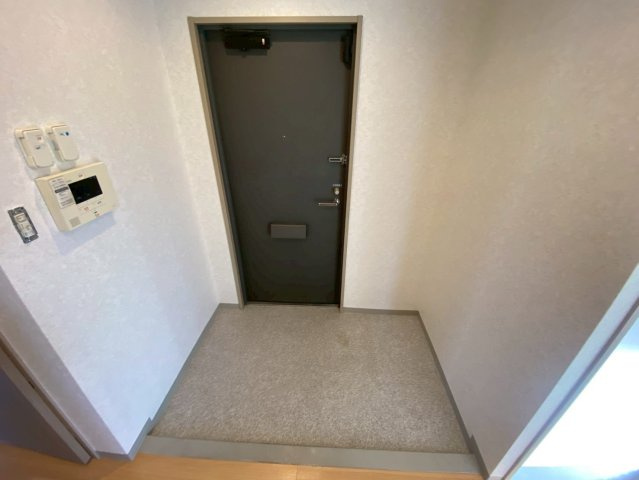 エアフォルク利倉東の玄関