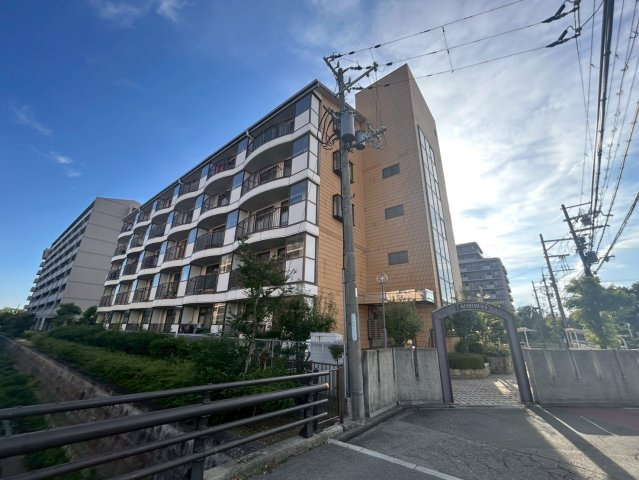 マンションニシムラの外観