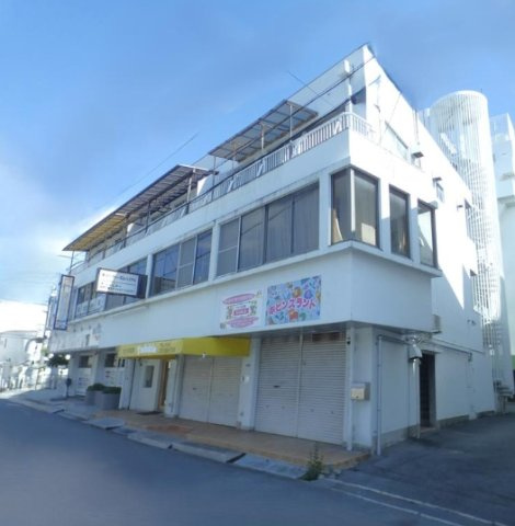 新栄プロパティー東大阪Ⅱの外観