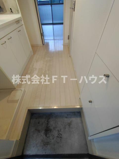 アーカンシェル船橋の玄関