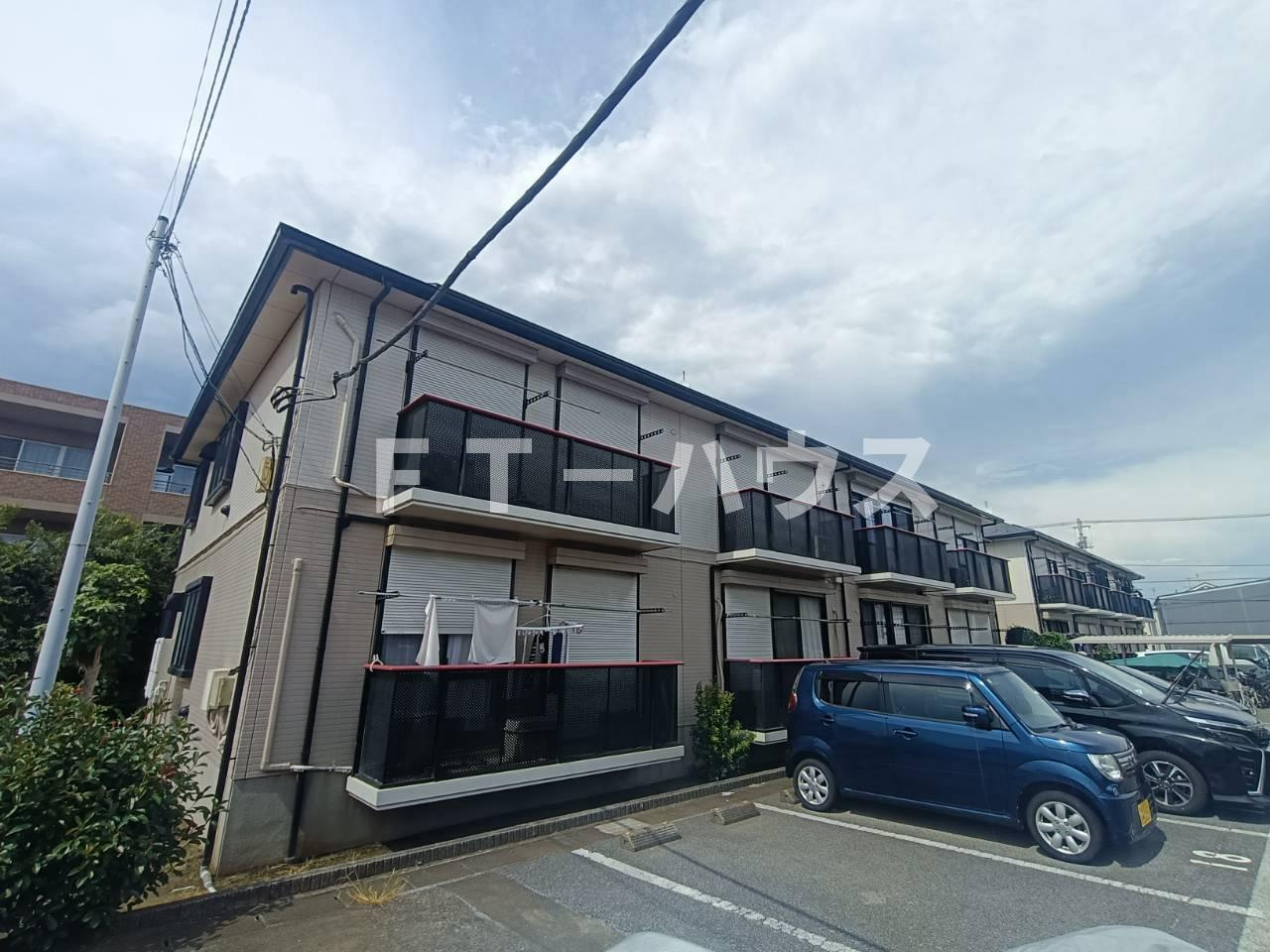 フローラコート弐番館の外観