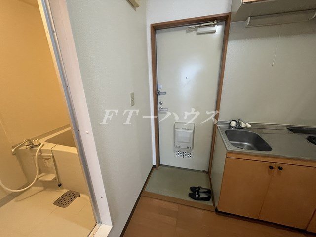 ヴランドール東船橋の玄関