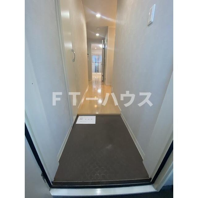 サンライズ船橋塚田の玄関