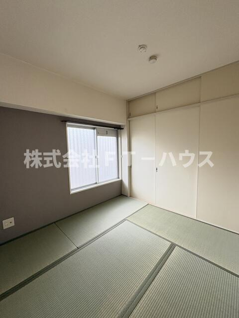 メゾン夏見の寝室
