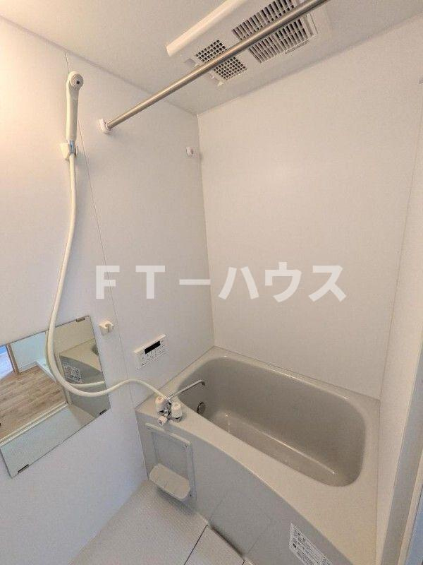 ヘラパレスの浴室