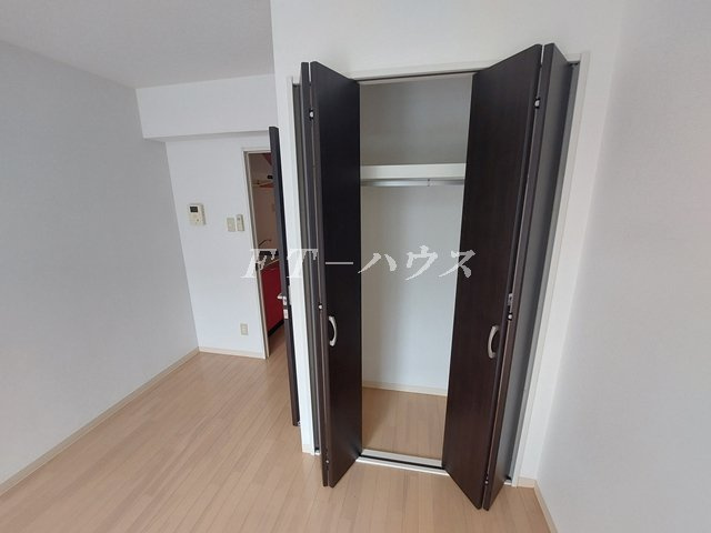 ミリアビタＮＯ．１１の玄関