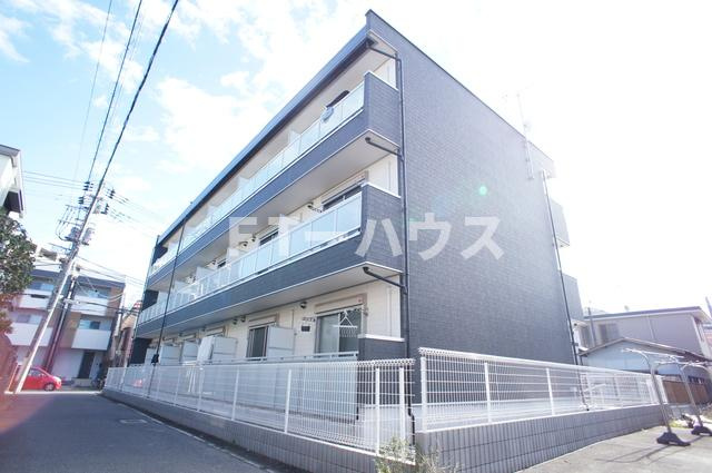 リブリ・アルハンブラの外観