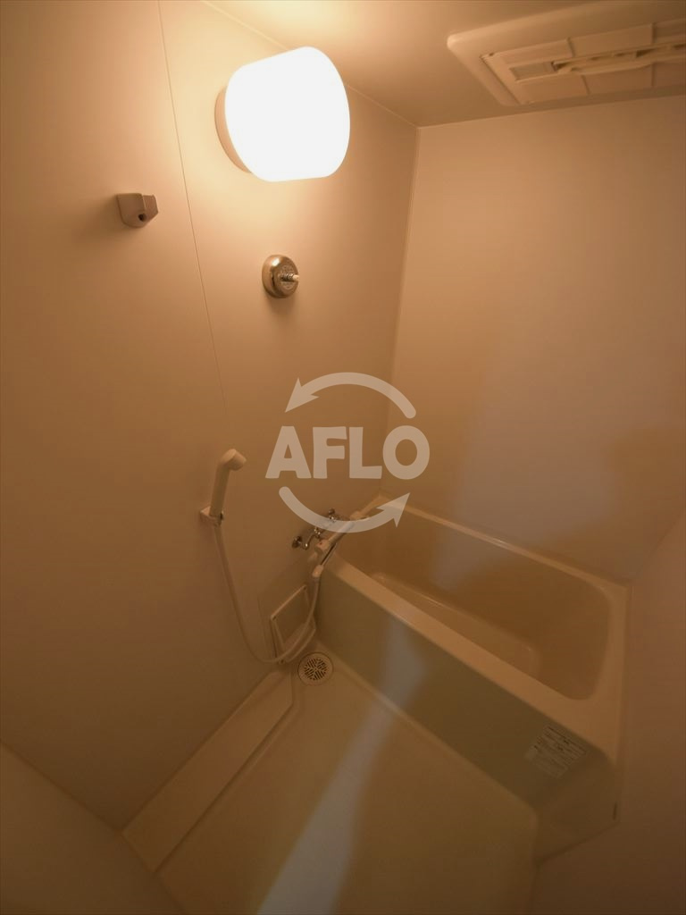 フォレスト西道頓堀の浴室