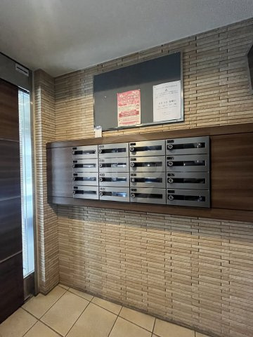 グラントワの内装|メールボックス