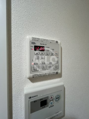 エスライズ新大阪フロントの洗面所|エスライズ新大阪フロント　浴室乾燥機