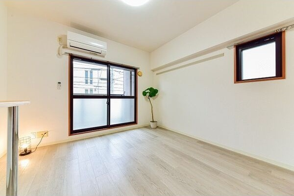 オンディーヌ花の木の内装