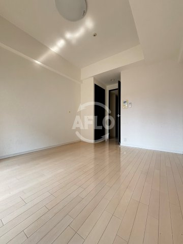 S-RESIDENCE難波EASTの居間・リビング|S-RESIDENCE難波ＥＡＳＴ　洋室