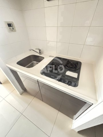 S-RESIDENCE難波EASTのキッチン|2口ガスシステムキッチン