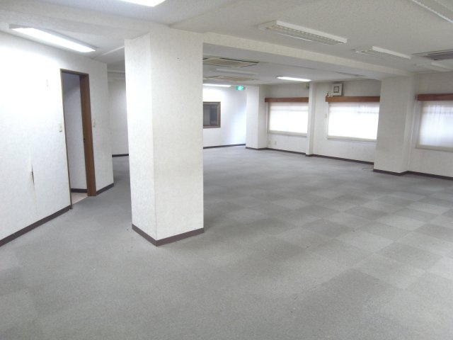 豊中市刀根山６丁目の店舗事務所