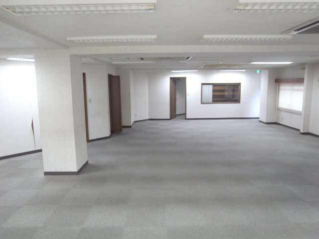 豊中市刀根山６丁目の店舗事務所