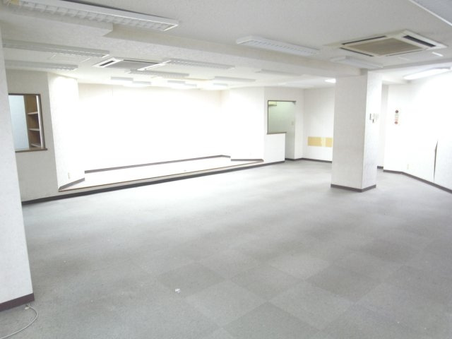 豊中市刀根山６丁目の店舗事務所