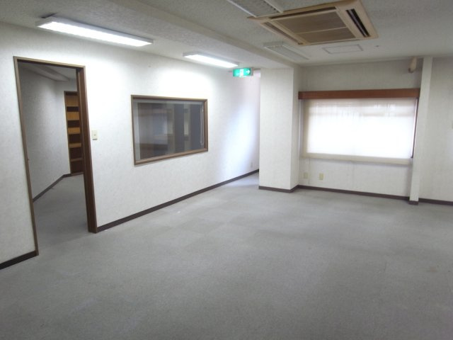 豊中市刀根山６丁目の店舗事務所