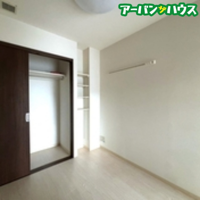 サンセール東古松の居間・リビング